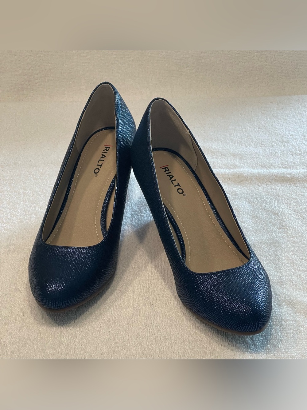 NWOT Rialto Navy Blue Metallic Shimmer Cork Wedge Pumps | Size 9